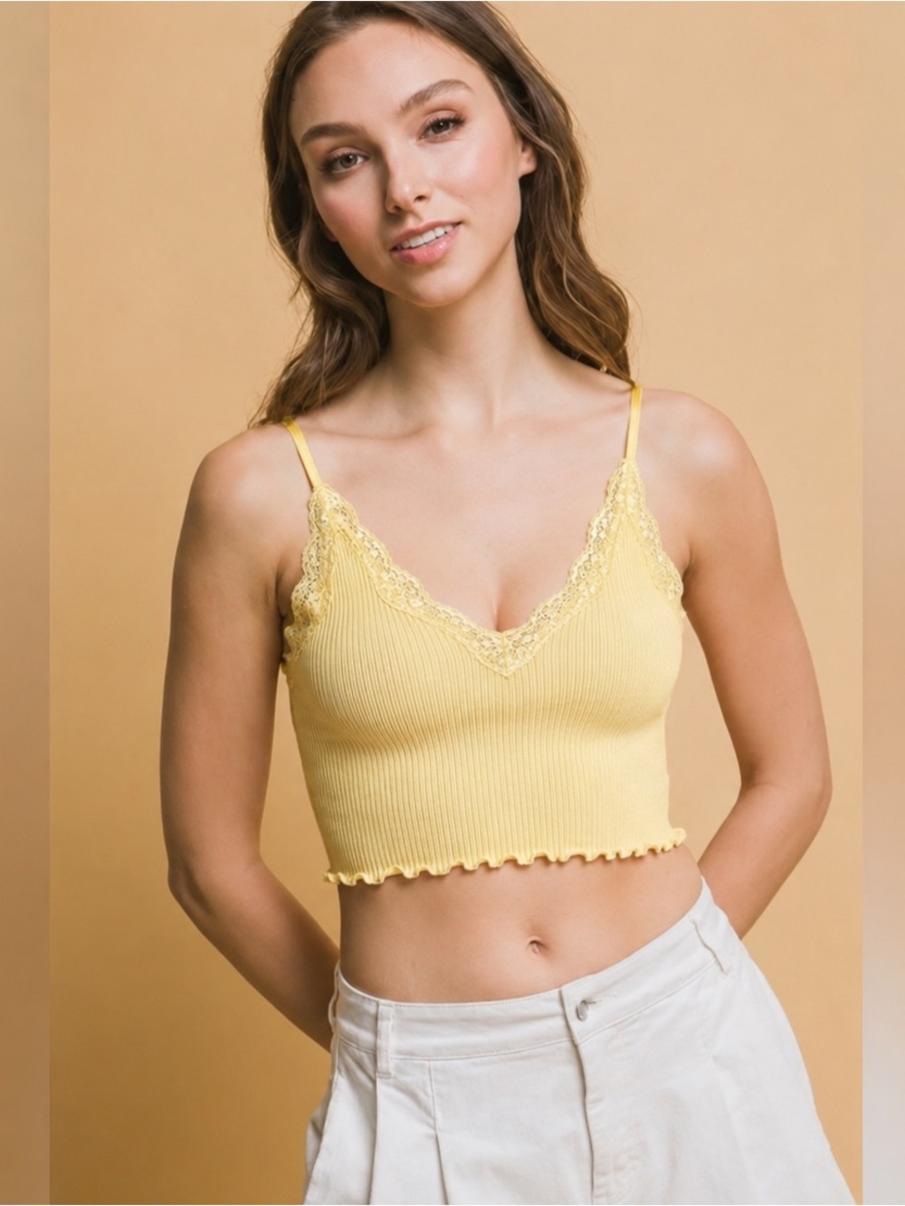 Love Tree Seamless Lace Detail Cropped Cami Yellow Size Large